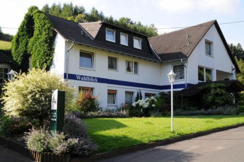 Hotel-Pension-Waldblick Garni Gittersdorf エクステリア 写真